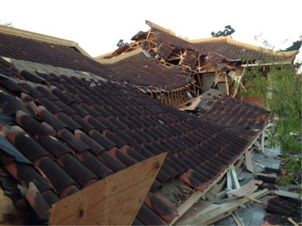 Hoa kỳ: Chánh Điện Chùa Việt Nam ở Houston bất ngờ bị sập mái